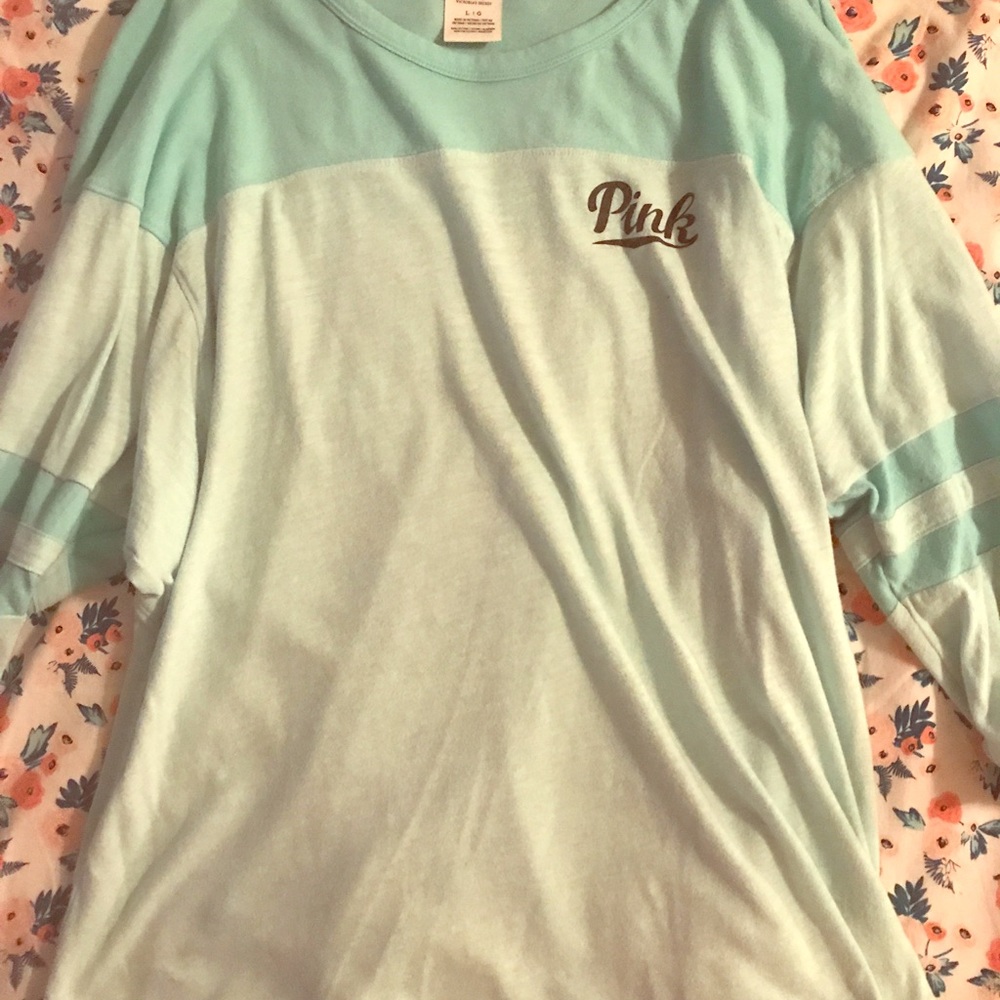 VS Pink top